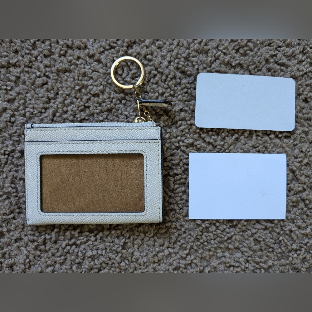 Coach Wallet in Cream Color with Gold Details - Picture 8 of 11